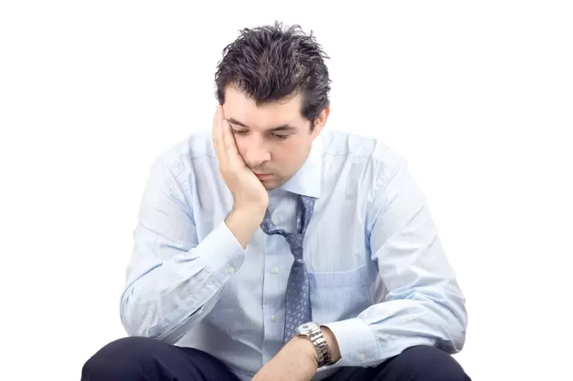 un homme a pensé à la décharge pendant l'excitation